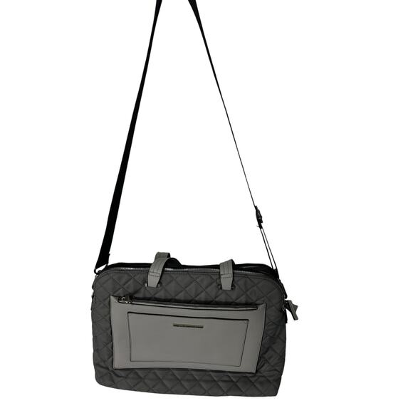 Steve Madden ladies travel/work tote/computer bag in grey diamond quilted NWOT - Picture 3 of 9
